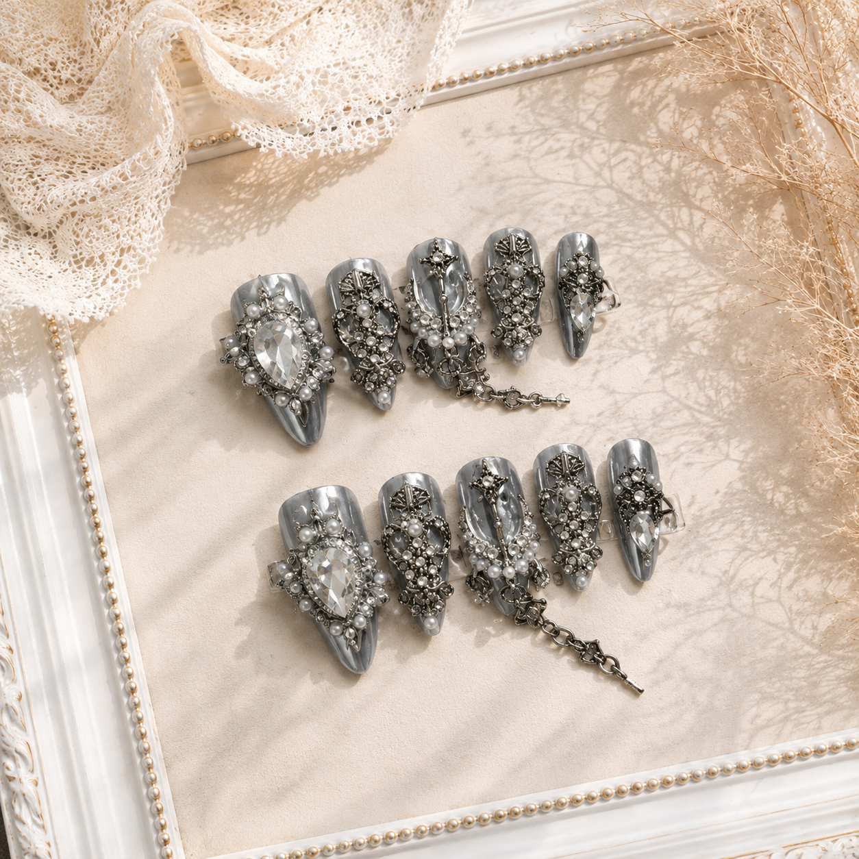 6ffd8f25-e64d-4ccd-9e68-e05bd1c93655 Heavy-duty nail 2.5 length, pure handmade wearable nail art stickers