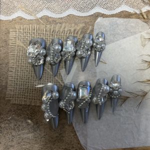 Handmade Press-On Nails | Similar Style Made to Order | Reference Photo Only – Please Do Not Purchase If You Cannot Accept Differences